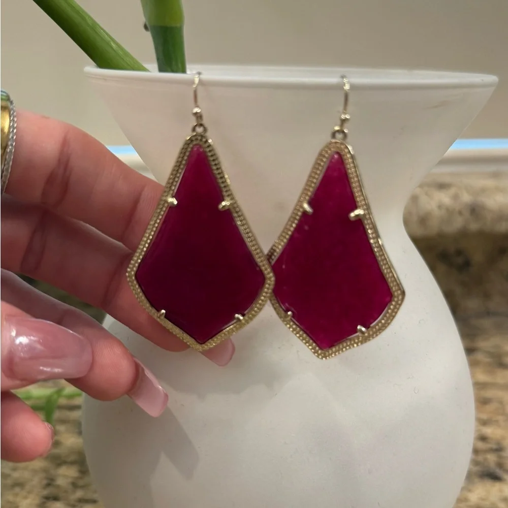 Kendra Scott Alex Gold/Maroon Drop Earrings